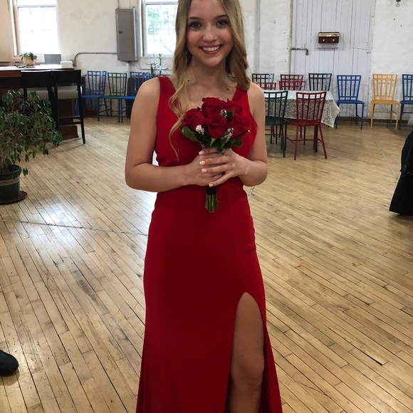 Prom Dress - Picture 2 of 5